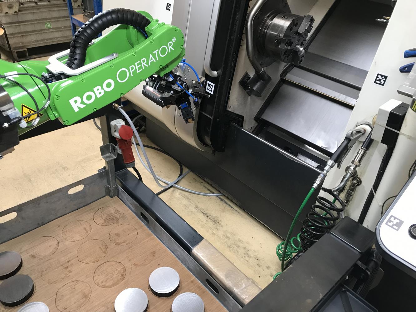 Robo Operator® jetzt neu mit grünem Arm