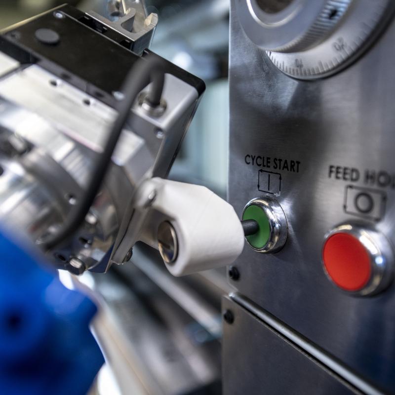 Robo Operator® spouští CNC program